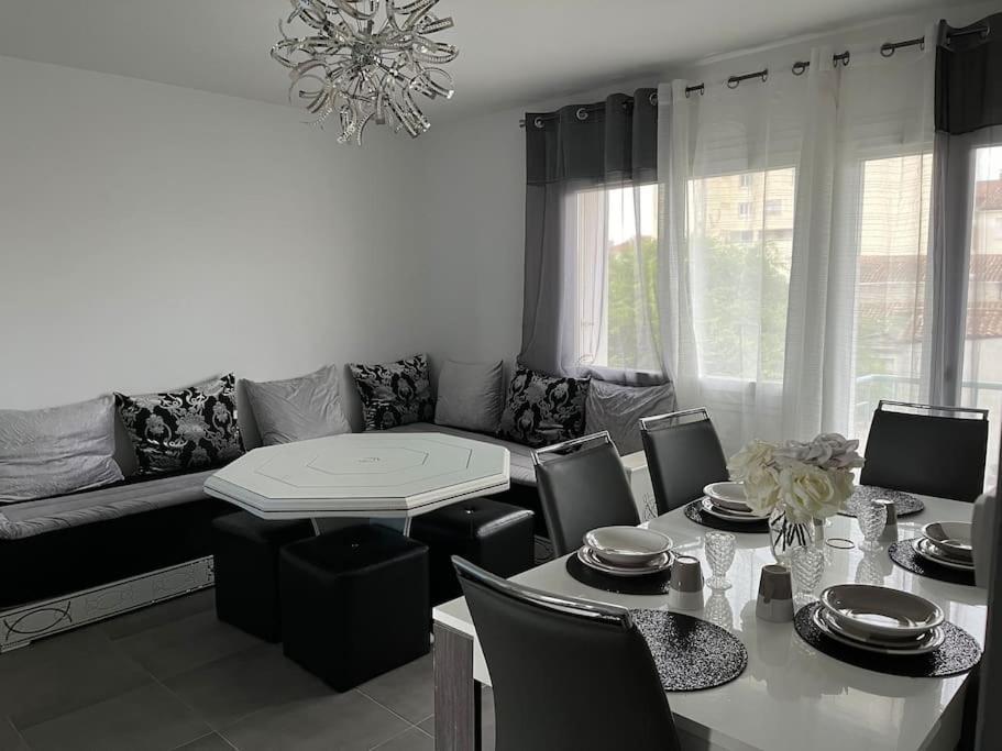 Bel Appartement Neuf, Bien Situe Carcassonne Exteriör bild